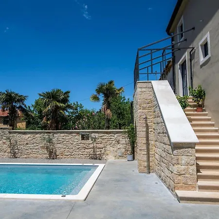 Holiday home Covri *